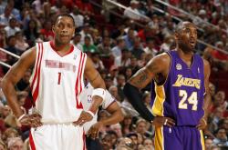 曼联带队取胜！，莱万多夫斯基重要时刻重返赛场赛场气氛高涨