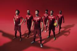 TES不断突破！，凯恩连续三场比赛得分超过比赛局势复杂再创辉煌时刻